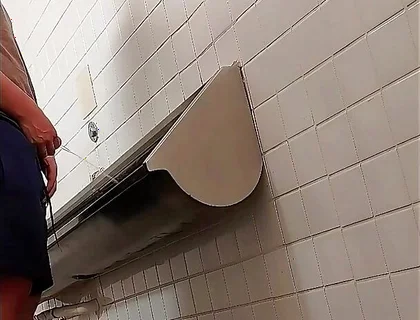 I Visited a City and Ended up Naked in a Public Restroom.