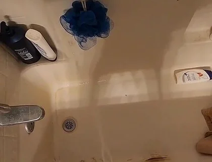Pissing in the Tub.