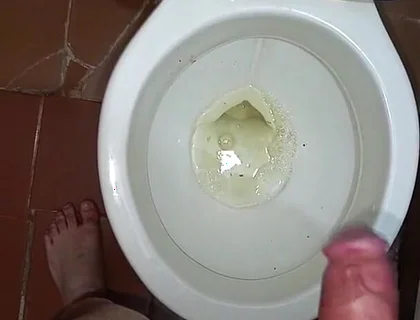 Compilation of Horny Twinks Peeing and Masturbating