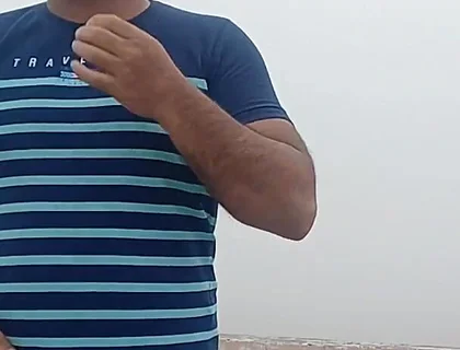 Indian Daddy Takes off His Clothes in Freezing Winter Fog