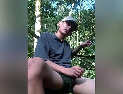 Jerking Off In The Park