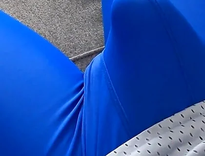 I Get an Erection and Ejaculate When I Feel the Bulge in My Leggings.