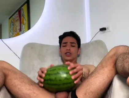 Fucking Watermelon and Creampie