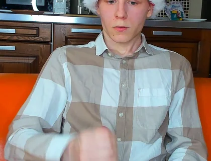 Alone After Class Twink Pumps to Pure Ecstasy