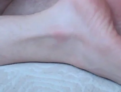 Cum on Sweet Twink's Feet(98_9)
