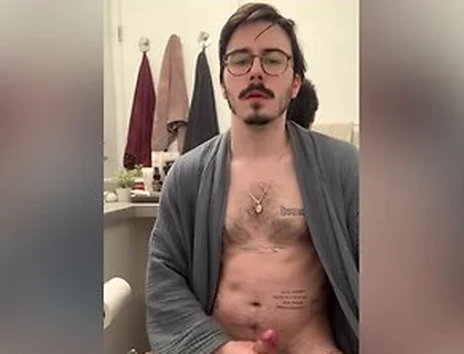 Bulging In My Robe And Jerking Off