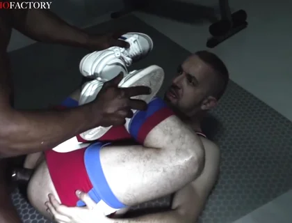 Skinny Supermodel Throat Fucking At The Gym
