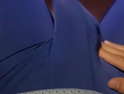 I Get on a Bus in Underwear and Masturbate with People Suspicious About Me
