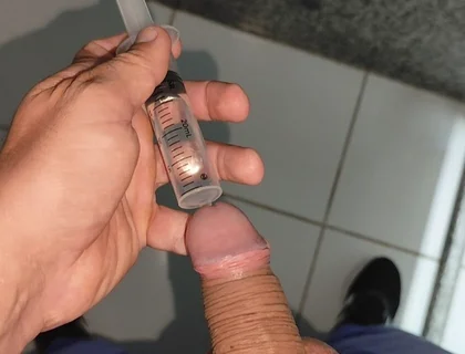 Extreme Application to the Syringe Inside the Glans!!