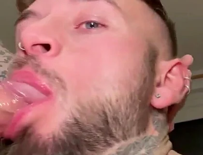 Sloppy Blowjob on Thick Uncut Cock