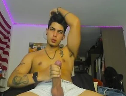 After A Night At The Club I Come To Jerk Off