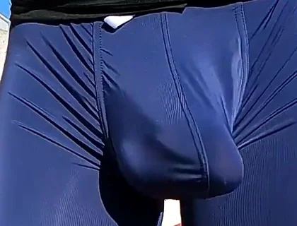 This Is for the Men: We Can Be Provocative Too, slo Motion Bulge