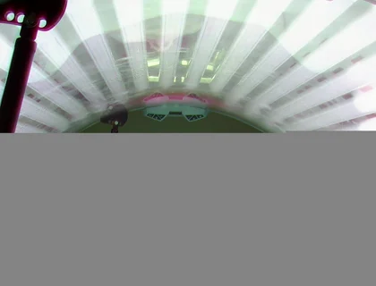 Czech Gay Solarium 32 Buff Twink’s Show