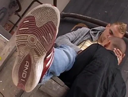 Bi Lad Opens His Hole