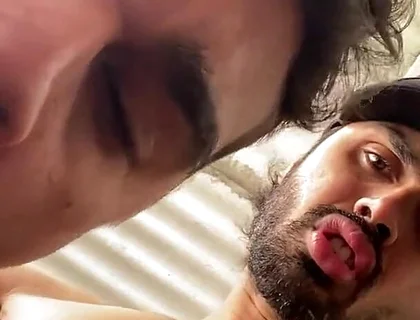 Sucking the Thick and Big-headed Cock