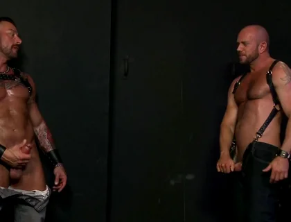 Hugh Hunter And Matt Stevens - Pounding Puss Until They Both Cum