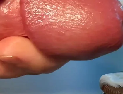 Slow-mo Oreo Cumshot: Dripping Sperm Load on Cookie Close-up!