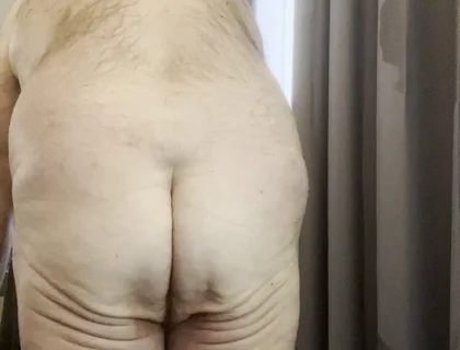 2026 Valentines Coach Karls Butt