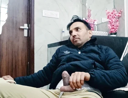Aisain Daddy Uncle European American Daddy Indian Army Man Desi Man Uncle