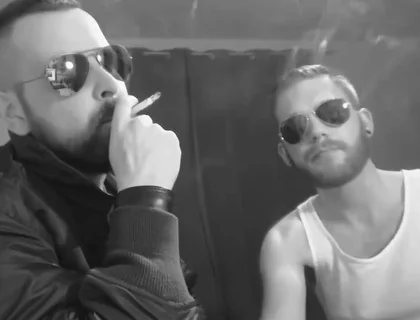 German proll smoke kissing