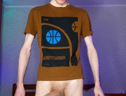 I Love Watching My Own Sperm Shoot Everywhere