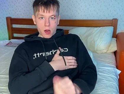 Bored in My Room so I Rubbed My Big Cock Until I Blew a Load
