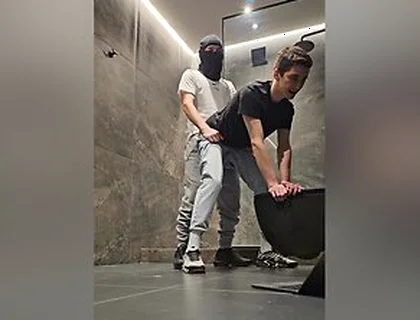Dude Fuck Guy And Cum On Face