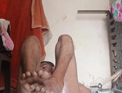 Full Body Oil Massage at Home