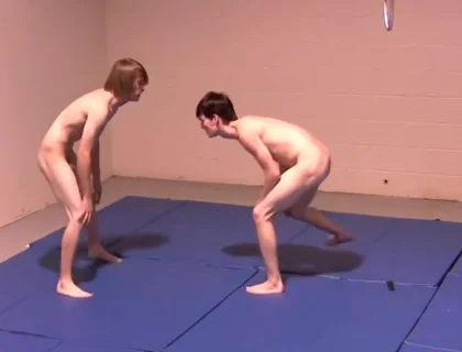 Strip Wrestling - Chapter 3