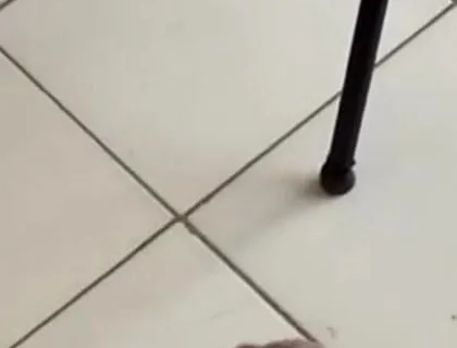 Photographer was waiting for the next model, and decided to hit one in the middle of the studio