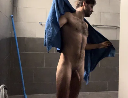 I Go Caught Masturbating in the Public Shower