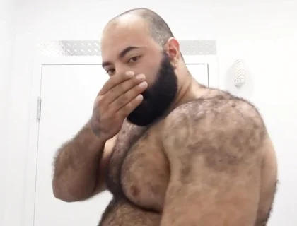 Getting in as Much Time as I Can at the Gym Veggie It Shuts Down. Thanks Covid.