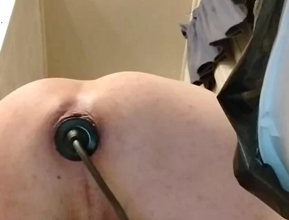Soda Can Sized Plug Push Out Then Pop Back in