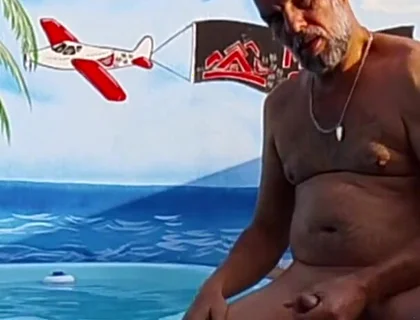 Aidocarmona Enjoying a Pool Wanting to Fuck an Ass