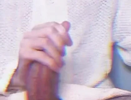 Famous Hollywood Actor with Huge Fat Cock Goes Viral!