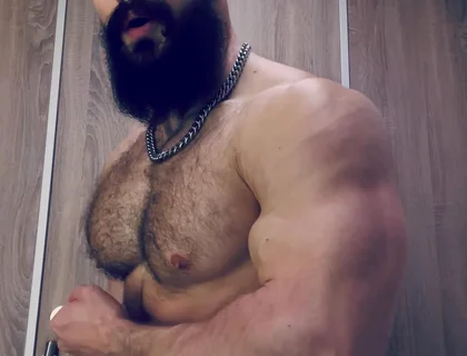 I’m All Sweaty and Muscles Are so Pumped