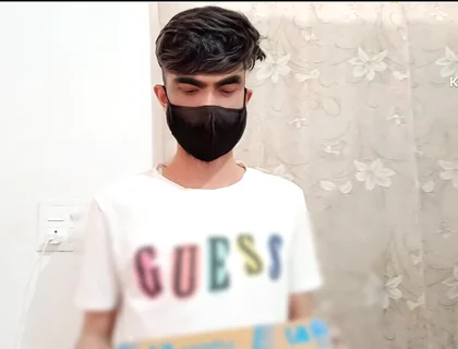 First Time Suck the Delivery Man Because I Was Very Horny