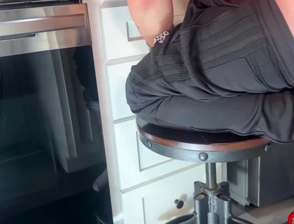 Hung Papi Viral Video Fucking While Cooking Pasta Bareback