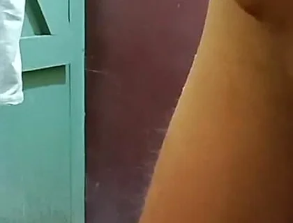 I Enjoyed Doing a Dance Handjob in the Bathroom