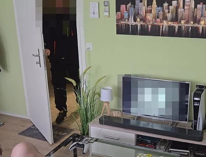 Caught by the Handyman! He Said I Should Continue... and Got His First Blowjob From a Guy - Antogoeshunting