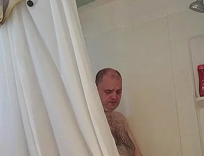 Who Wants to Take a Live Shower with Me