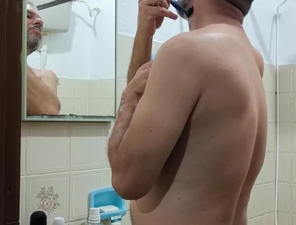 Who Likes an Older Guy