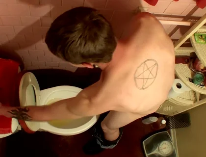Days of Straight Boys Pissing