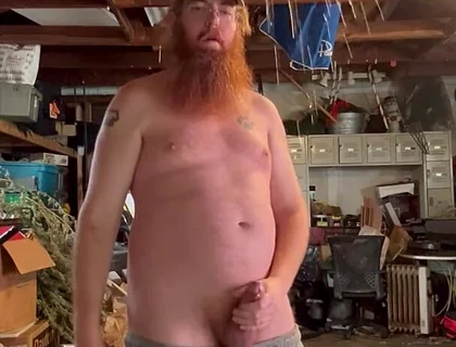 Redneck Needs to Piss!