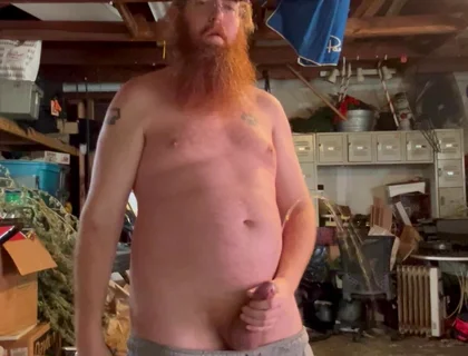 Redneck Needs to Piss!