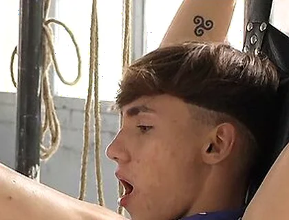 Master Explores His Subs Hole : Twinks Ass Wrecked