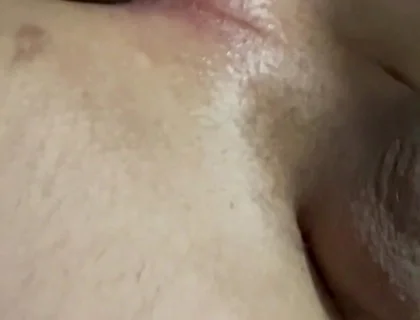 White Bussy