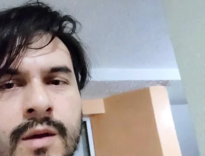 Quick Tease at the Neighbor Door