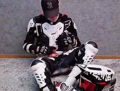 Jerking and Cumming on Nike Tn