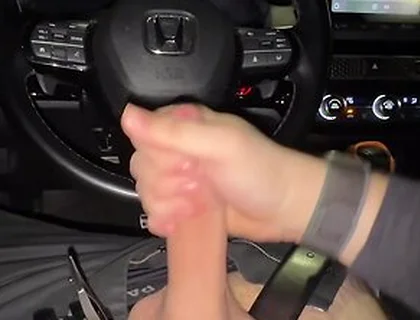 Loud Moaning And Praise *fucking In The Car* Huge Cumshot
